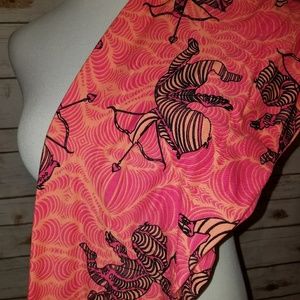 LulaRoe Valentine Tall and Curvy Leggings